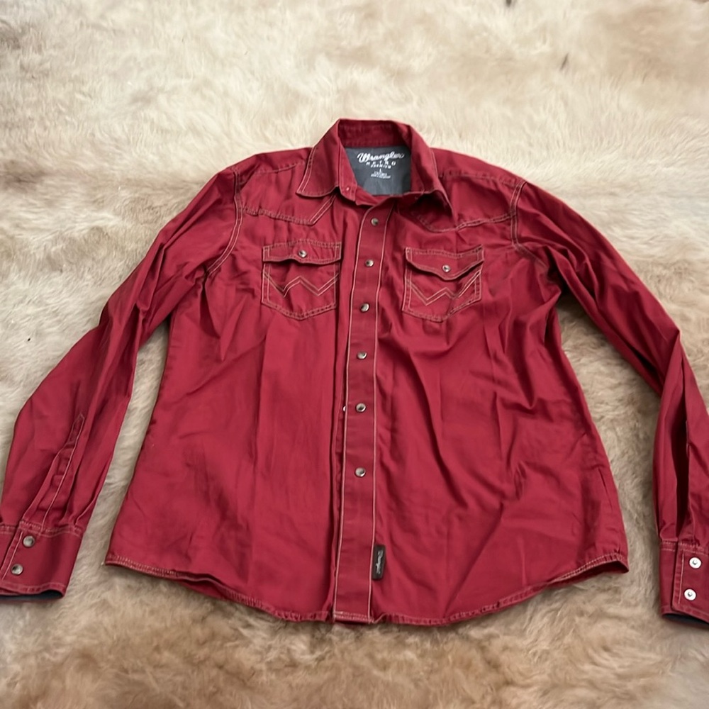 Wrangler Men's Casual Button Down Shirt in Deep Red